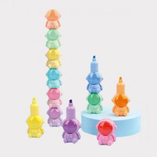 Astronaut Assembly Highlighter